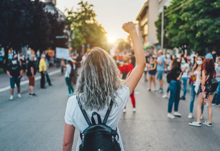 Here’s the proof that momentum strategies work